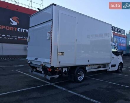 Белый Рено Мастер, объемом двигателя 2.3 л и пробегом 269 тыс. км за 24990 $, фото 7 на Automoto.ua