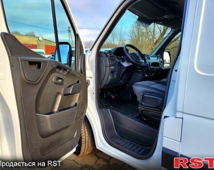 Белый Рено Мастер, объемом двигателя 2.3 л и пробегом 235 тыс. км за 15900 $, фото 9 на Automoto.ua