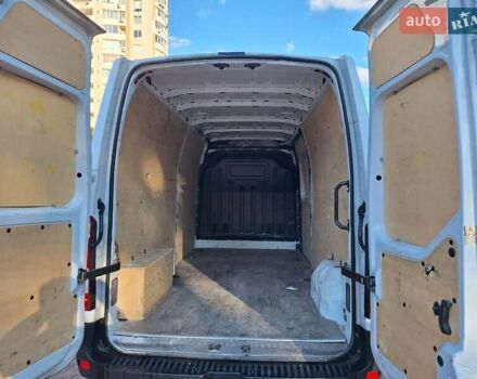 Білий Рено Мастєр, об'ємом двигуна 2.3 л та пробігом 176 тис. км за 17899 $, фото 8 на Automoto.ua