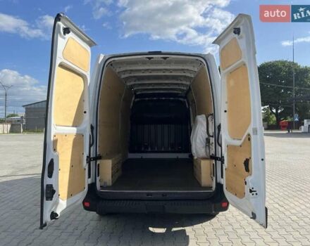 Белый Рено Мастер, объемом двигателя 2.3 л и пробегом 296 тыс. км за 17500 $, фото 9 на Automoto.ua