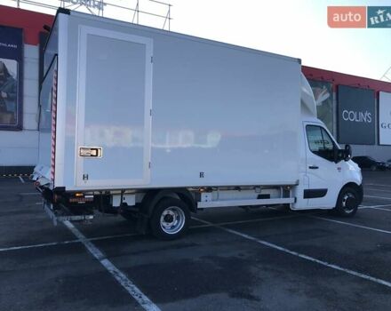 Белый Рено Мастер, объемом двигателя 2.3 л и пробегом 269 тыс. км за 24990 $, фото 6 на Automoto.ua