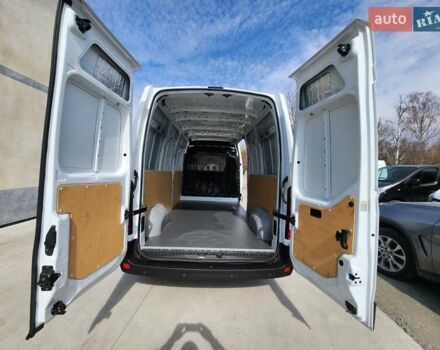 Белый Рено Мастер, объемом двигателя 2.3 л и пробегом 187 тыс. км за 17200 $, фото 12 на Automoto.ua