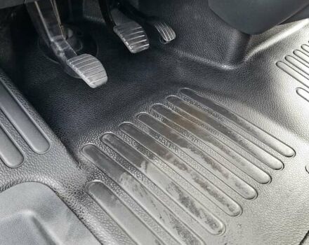 Білий Рено Мастєр, об'ємом двигуна 2.3 л та пробігом 279 тис. км за 18000 $, фото 12 на Automoto.ua