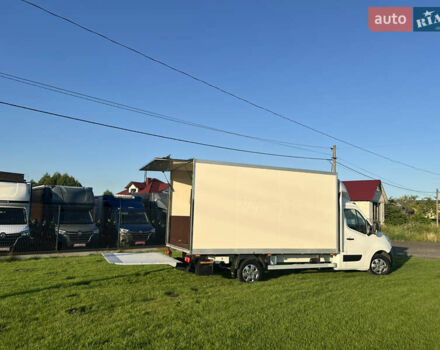 Белый Рено Мастер, объемом двигателя 2.3 л и пробегом 173 тыс. км за 18500 $, фото 7 на Automoto.ua