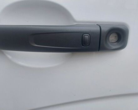 Белый Рено Мастер, объемом двигателя 2.3 л и пробегом 150 тыс. км за 18300 $, фото 4 на Automoto.ua