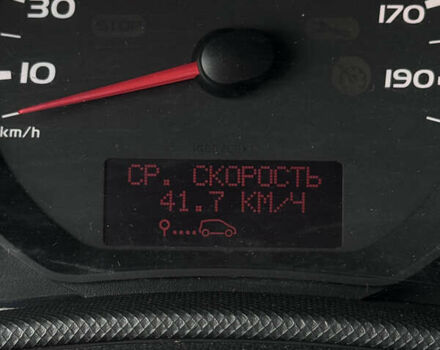 Белый Рено Мастер, объемом двигателя 2.3 л и пробегом 301 тыс. км за 14900 $, фото 45 на Automoto.ua