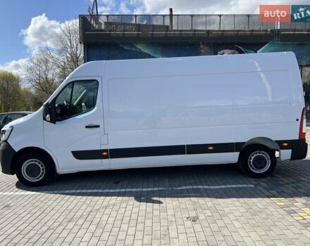 Белый Рено Мастер, объемом двигателя 2.3 л и пробегом 162 тыс. км за 21000 $, фото 2 на Automoto.ua