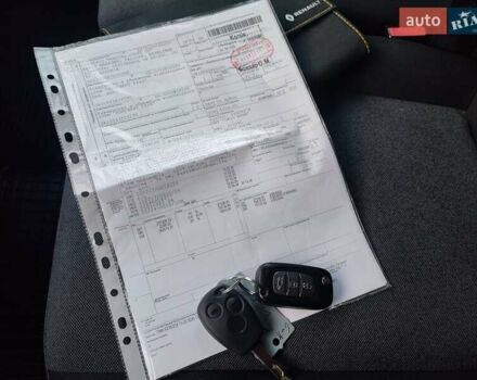Белый Рено Мастер, объемом двигателя 2.3 л и пробегом 315 тыс. км за 17600 $, фото 98 на Automoto.ua