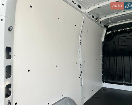 Белый Рено Мастер, объемом двигателя 2.3 л и пробегом 240 тыс. км за 17200 $, фото 43 на Automoto.ua