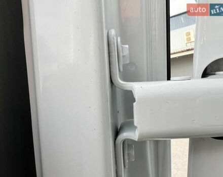 Белый Рено Мастер, объемом двигателя 2.3 л и пробегом 240 тыс. км за 17200 $, фото 25 на Automoto.ua