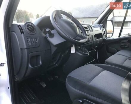 Білий Рено Мастєр, об'ємом двигуна 2.3 л та пробігом 195 тис. км за 16900 $, фото 10 на Automoto.ua