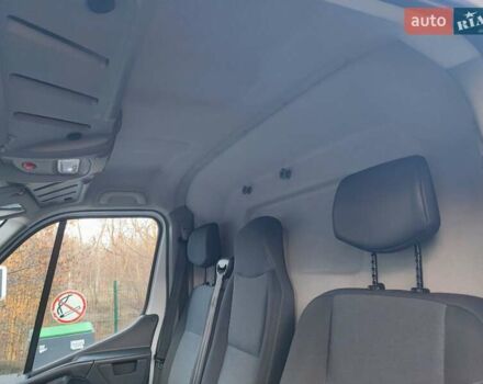 Белый Рено Мастер, объемом двигателя 2.3 л и пробегом 315 тыс. км за 17600 $, фото 55 на Automoto.ua