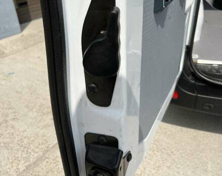 Рено Мастер 2019 в Кропивницком (Кировограде) на Automoto.ua Белый Рено Мастер, объемом двигателя 2.3 л и пробегом 355 тыс. км за 18299 $, фото 37 на Automoto.ua