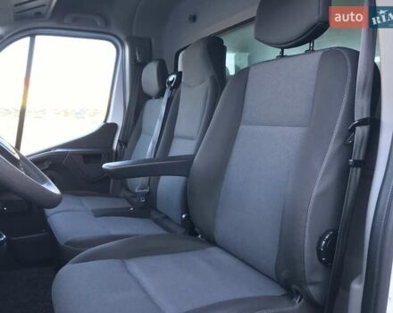 Белый Рено Мастер, объемом двигателя 2.3 л и пробегом 269 тыс. км за 24990 $, фото 35 на Automoto.ua