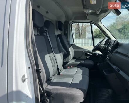 Белый Рено Мастер, объемом двигателя 2.3 л и пробегом 162 тыс. км за 21000 $, фото 14 на Automoto.ua