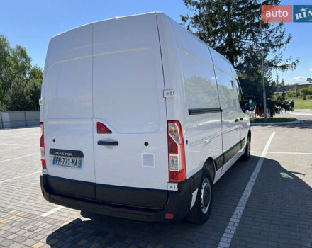 Белый Рено Мастер, объемом двигателя 2.3 л и пробегом 283 тыс. км за 18900 $, фото 5 на Automoto.ua