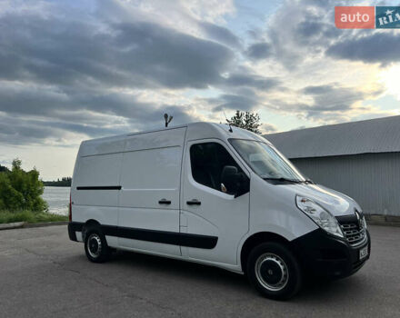 Белый Рено Мастер, объемом двигателя 2.3 л и пробегом 240 тыс. км за 17200 $, фото 5 на Automoto.ua
