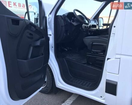 Белый Рено Мастер, объемом двигателя 2.3 л и пробегом 269 тыс. км за 24990 $, фото 31 на Automoto.ua
