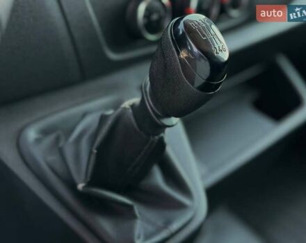 Белый Рено Мастер, объемом двигателя 2.3 л и пробегом 242 тыс. км за 18500 $, фото 14 на Automoto.ua