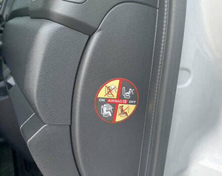 Рено Мастер 2019 в Кропивницком (Кировограде) на Automoto.ua Белый Рено Мастер, объемом двигателя 2.3 л и пробегом 355 тыс. км за 18299 $, фото 25 на Automoto.ua