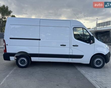 Белый Рено Мастер, объемом двигателя 2.3 л и пробегом 190 тыс. км за 17700 $, фото 7 на Automoto.ua