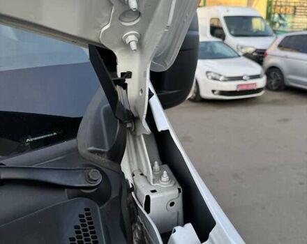Белый Рено Мастер, объемом двигателя 2.3 л и пробегом 182 тыс. км за 21900 $, фото 28 на Automoto.ua