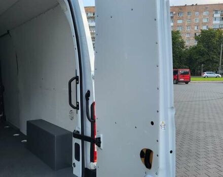 Белый Рено Мастер, объемом двигателя 2.3 л и пробегом 275 тыс. км за 21900 $, фото 28 на Automoto.ua