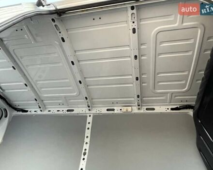 Белый Рено Мастер, объемом двигателя 2.3 л и пробегом 180 тыс. км за 18700 $, фото 44 на Automoto.ua
