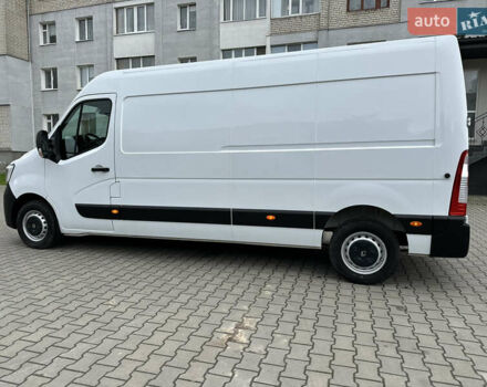 Белый Рено Мастер, объемом двигателя 2.3 л и пробегом 197 тыс. км за 19600 $, фото 3 на Automoto.ua