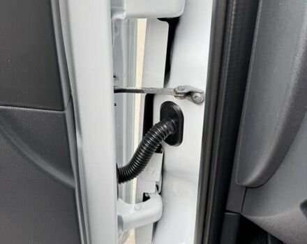 Рено Мастер 2020 в Луцке на Automoto.ua Белый Рено Мастер, объемом двигателя 2.3 л и пробегом 257 тыс. км за 19300 $, фото 37 на Automoto.ua