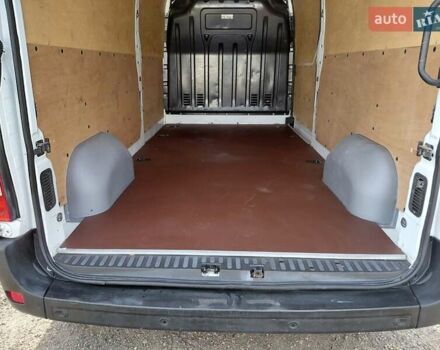 Белый Рено Мастер, объемом двигателя 2.3 л и пробегом 179 тыс. км за 19600 $, фото 28 на Automoto.ua