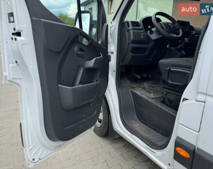 Білий Рено Мастєр, об'ємом двигуна 2.3 л та пробігом 225 тис. км за 23245 $, фото 173 на Automoto.ua