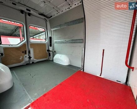 Белый Рено Мастер, объемом двигателя 2.3 л и пробегом 229 тыс. км за 16949 $, фото 19 на Automoto.ua