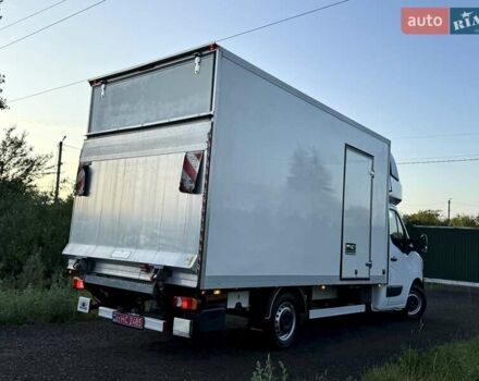 Белый Рено Мастер, объемом двигателя 2.3 л и пробегом 256 тыс. км за 21500 $, фото 6 на Automoto.ua