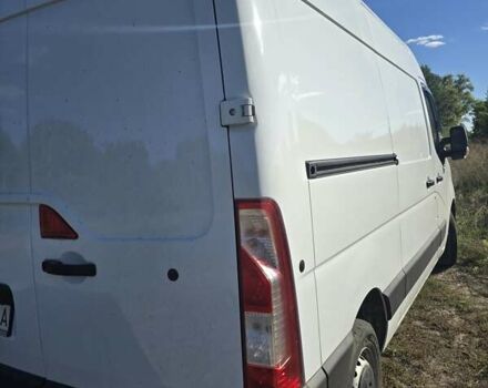 Белый Рено Мастер, объемом двигателя 2.3 л и пробегом 246 тыс. км за 18200 $, фото 5 на Automoto.ua