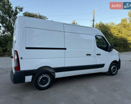 Белый Рено Мастер, объемом двигателя 2.3 л и пробегом 250 тыс. км за 19500 $, фото 10 на Automoto.ua
