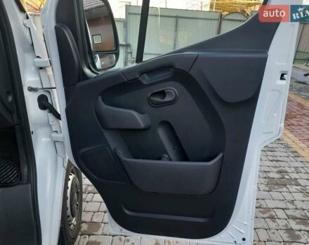 Білий Рено Мастєр, об'ємом двигуна 2.3 л та пробігом 208 тис. км за 18000 $, фото 28 на Automoto.ua