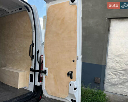 Білий Рено Мастєр, об'ємом двигуна 2.3 л та пробігом 203 тис. км за 19500 $, фото 94 на Automoto.ua