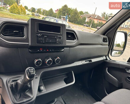 Белый Рено Мастер, объемом двигателя 2.3 л и пробегом 227 тыс. км за 19500 $, фото 21 на Automoto.ua