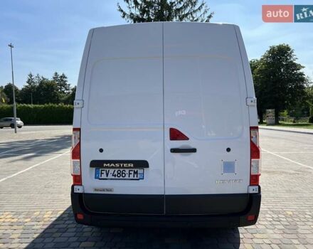 Белый Рено Мастер, объемом двигателя 2.3 л и пробегом 200 тыс. км за 18999 $, фото 5 на Automoto.ua