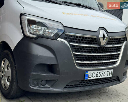 Білий Рено Мастєр, об'ємом двигуна 2.3 л та пробігом 225 тис. км за 23245 $, фото 31 на Automoto.ua