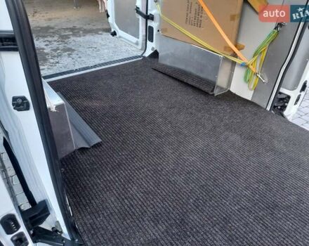 Білий Рено Мастєр, об'ємом двигуна 2.3 л та пробігом 208 тис. км за 18000 $, фото 26 на Automoto.ua