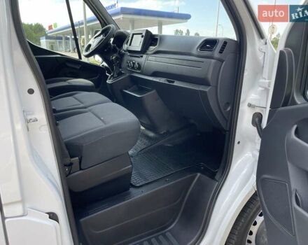 Білий Рено Мастєр, об'ємом двигуна 2.3 л та пробігом 124 тис. км за 17950 $, фото 9 на Automoto.ua