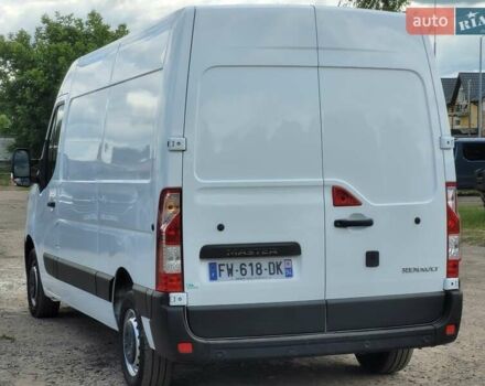 Белый Рено Мастер, объемом двигателя 2.3 л и пробегом 186 тыс. км за 19300 $, фото 3 на Automoto.ua