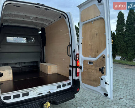 Белый Рено Мастер, объемом двигателя 2.3 л и пробегом 224 тыс. км за 26000 $, фото 42 на Automoto.ua