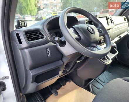 Белый Рено Мастер, объемом двигателя 2.3 л и пробегом 275 тыс. км за 21900 $, фото 87 на Automoto.ua