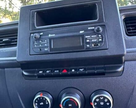 Белый Рено Мастер, объемом двигателя 2.3 л и пробегом 196 тыс. км за 18900 $, фото 50 на Automoto.ua