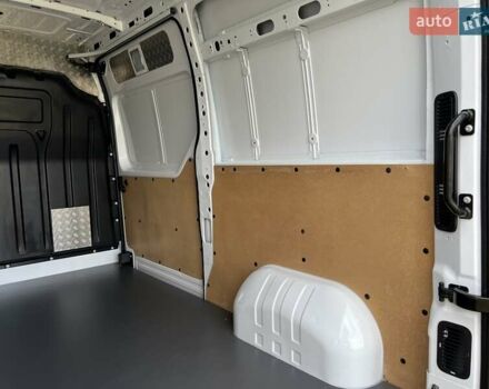 Белый Рено Мастер, объемом двигателя 2.3 л и пробегом 200 тыс. км за 18999 $, фото 14 на Automoto.ua