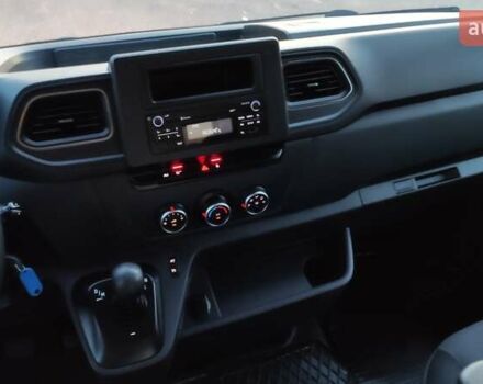 Белый Рено Мастер, объемом двигателя 2.3 л и пробегом 237 тыс. км за 17700 $, фото 37 на Automoto.ua