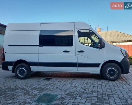 Белый Рено Мастер, объемом двигателя 2.3 л и пробегом 208 тыс. км за 19500 $, фото 12 на Automoto.ua